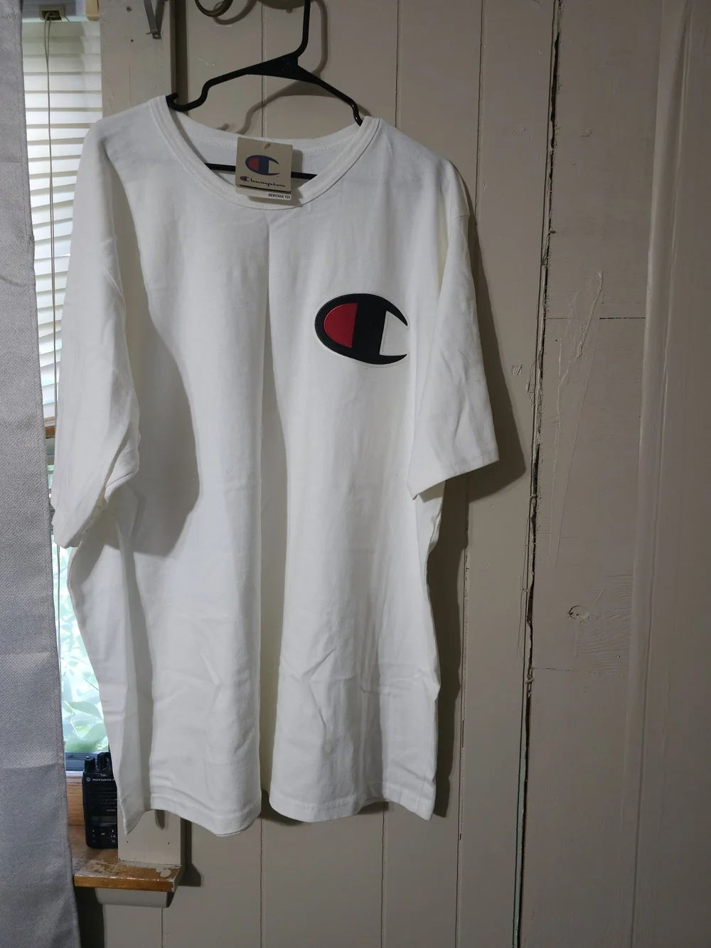 Champion 3X-Large White Tee with Classic Logo - Picture 2 of 3